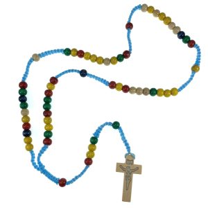 Rosario, madera y cordón
