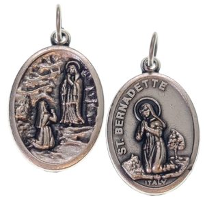 Lourdes / Bernardita 2.2cm